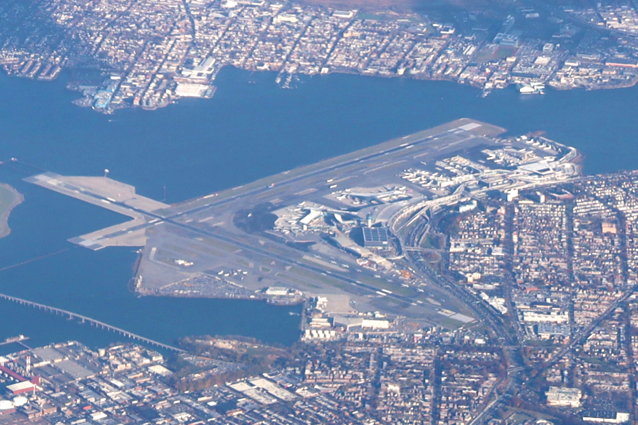 Chase Sapphire Lounge LGA Terminal B